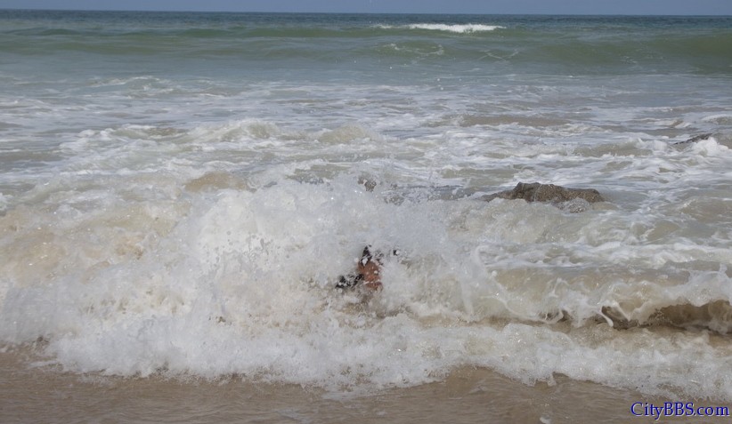 2012泰国清迈-曼谷-华欣-甲米-普吉-华欣-清迈3500公里自驾游之普吉Phuket芭东Patong海滩 ... ... ... ... . ... 2012泰国清迈-曼谷-华欣-甲米-普吉-华欣-清迈3500公里自驾游之普吉Phuket芭东Patong海滩 ... ... ... ... . ...