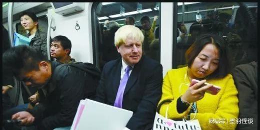 时任伦敦市长约翰逊曾在北京地铁考察 时任伦敦市长约翰逊曾在北京地铁考察